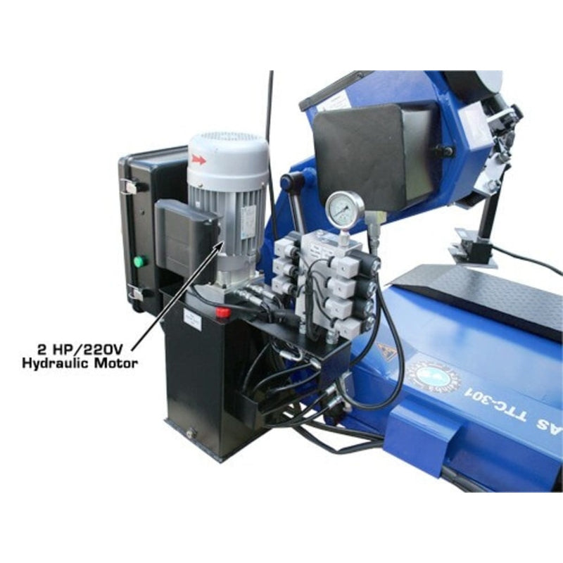 A detailed shot of the Atlas TTC301's hydraulic pump and the 2 HP, 220V hydraulic motor.