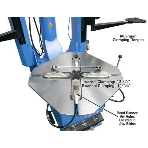 A diagram of the Atlas® TC289DAA turntable, highlighting the minimum internal and external clamping ranges of 13 3/4" and 11 7/8".