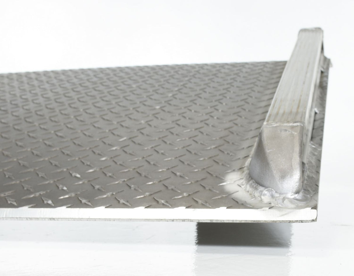 Vestil Aluminum Truck Dockboards (Welded Aluminum Curbs)