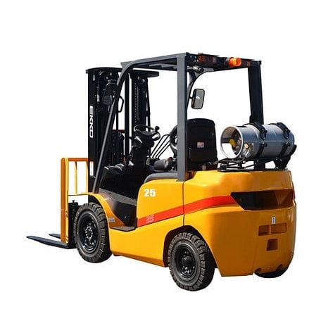 A side view of the EKKO EK25TLP Liquid Propane 4 Wheel Forklift with a 5000 lbs load capacity on a solid white background.
