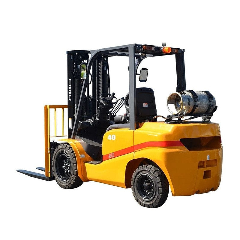A side view of the EKKO EK40TLP Liquid Propane Forklift with a 8500-pound capacity on a solid white background.