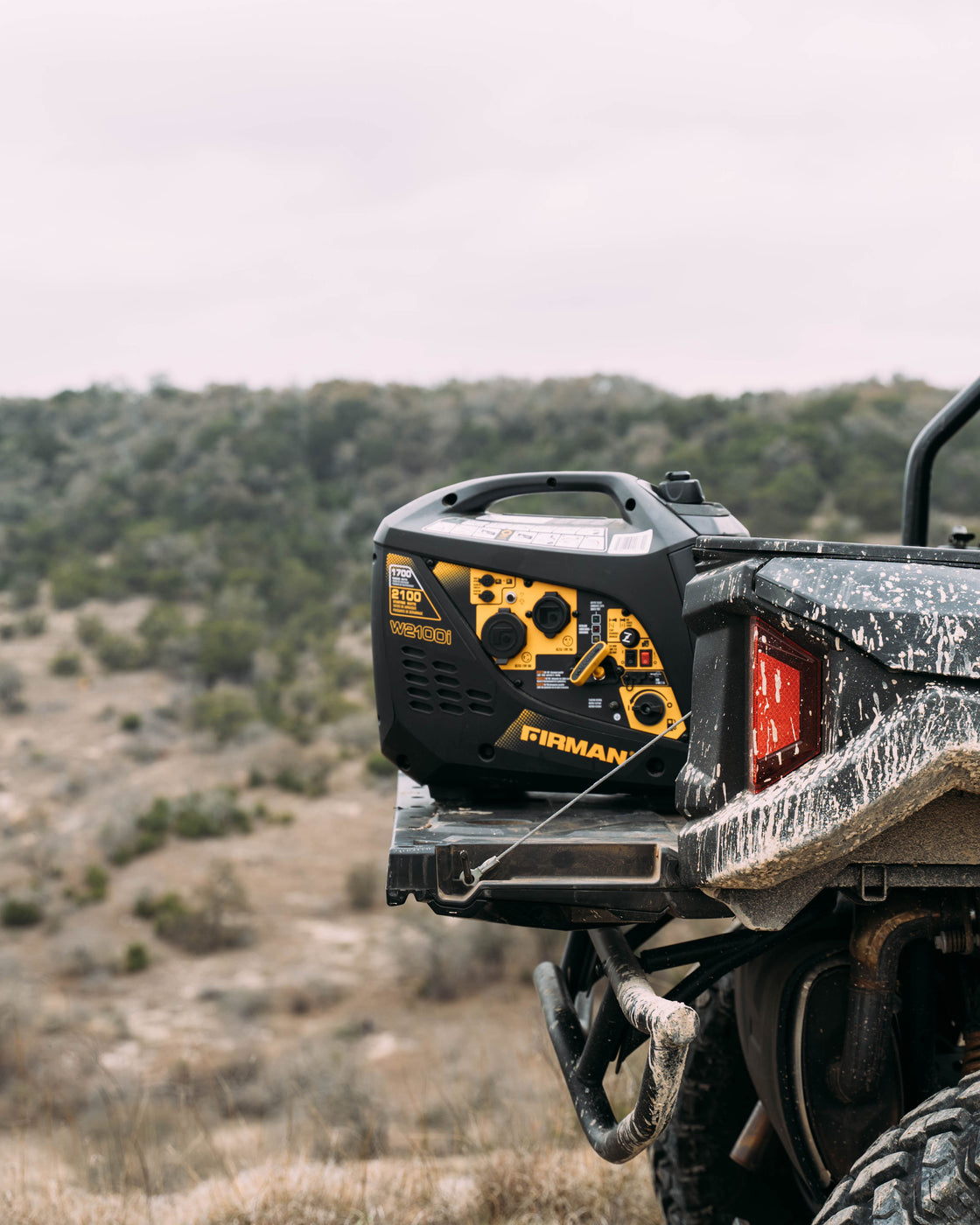 Firman W01784 Inverter Portable Generator 2100W Recoil Start