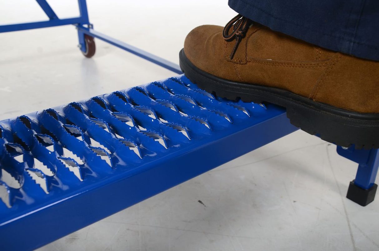 Vestil Maintenance Ladders