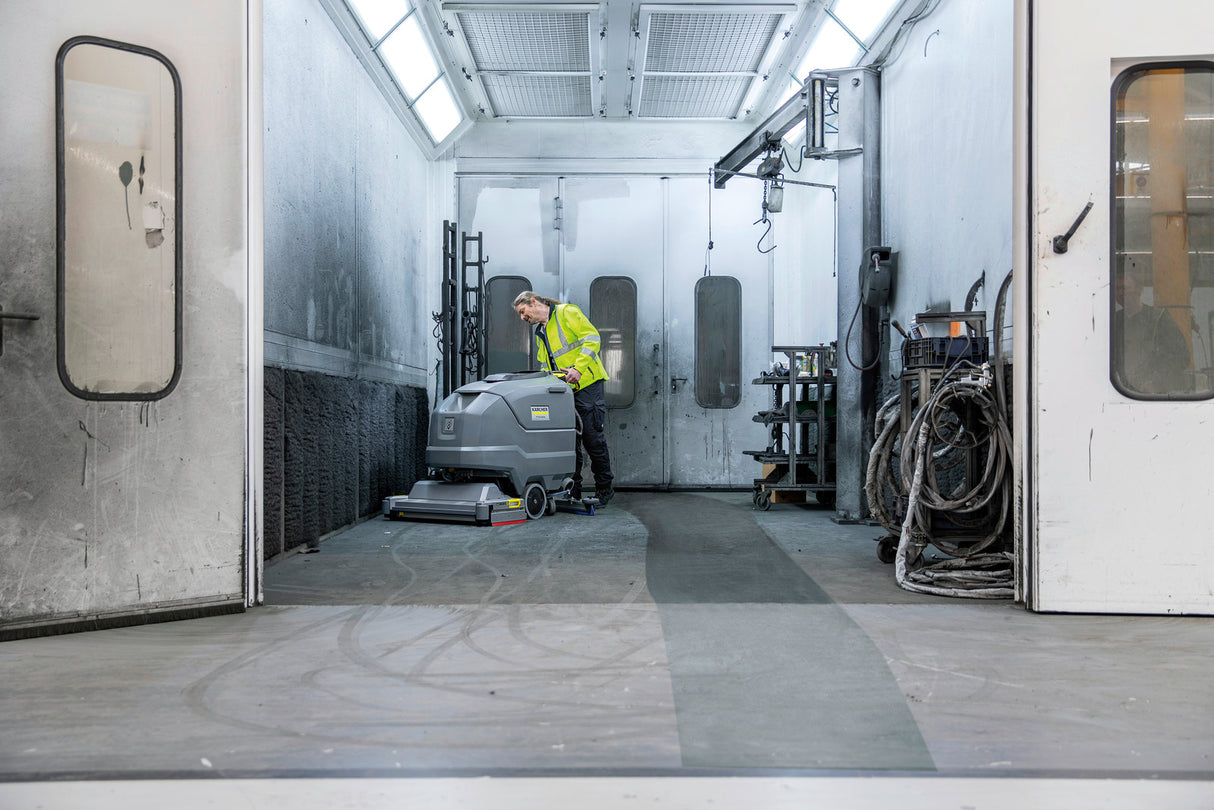 Kärcher BR 85/100 W BP Classic Water Scrubber
Kärcher BR 85/100 W BP Compact Water Scrubber Cleaner