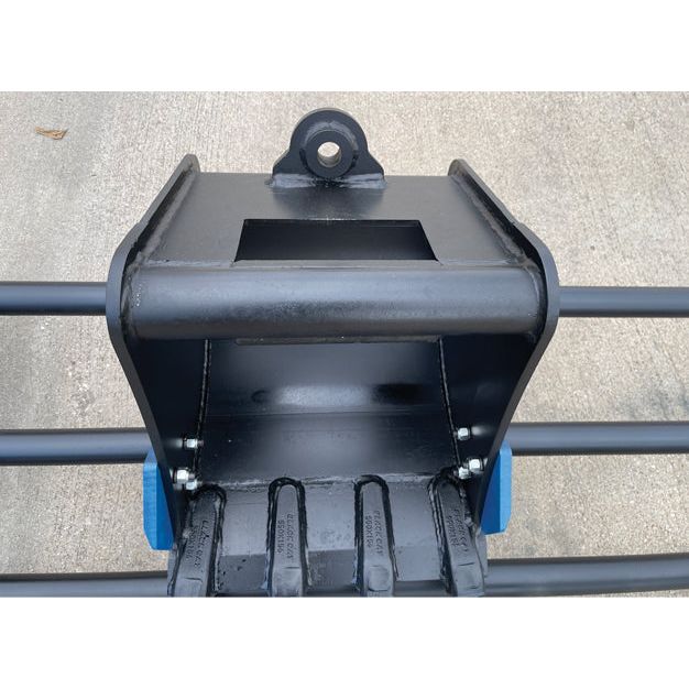 Star Industries 18" Mini Excavator Bucket 910-18