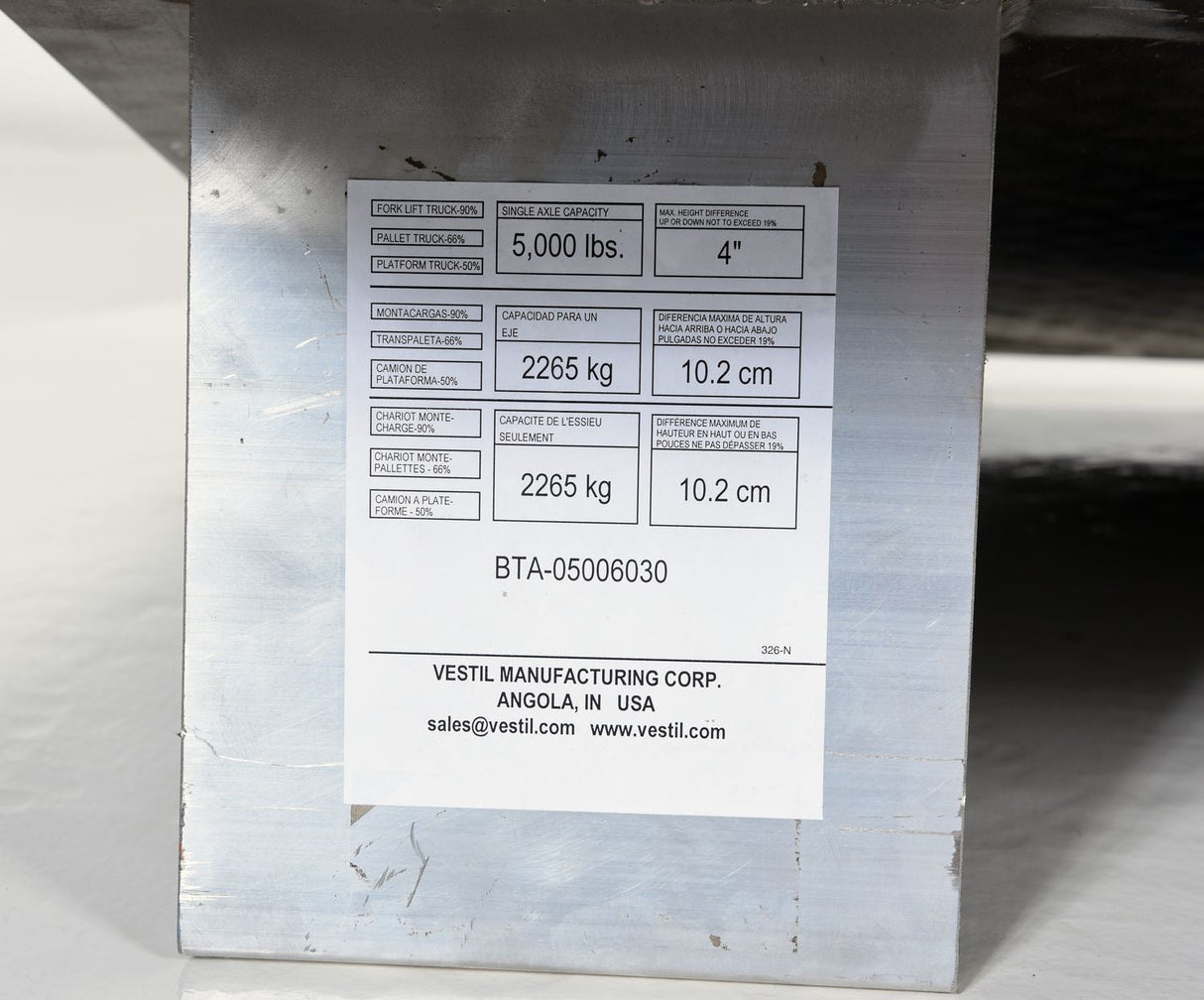 Vestil Aluminum Truck Dockboards (Welded Aluminum Curbs)