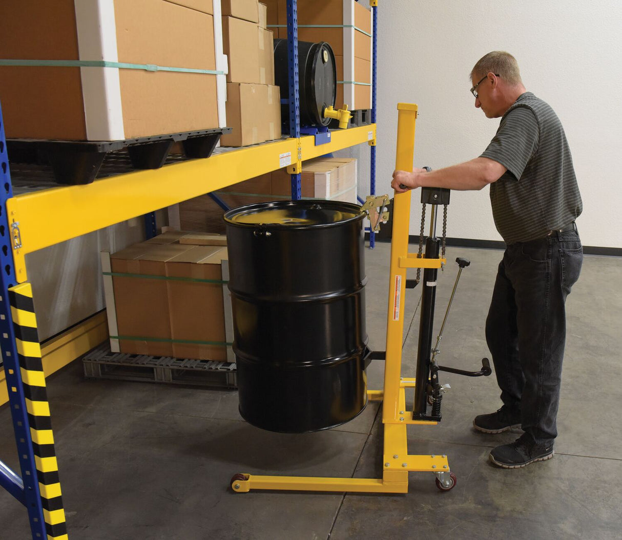 Vestil Manual Low Profile Hydraulic Drum Truck