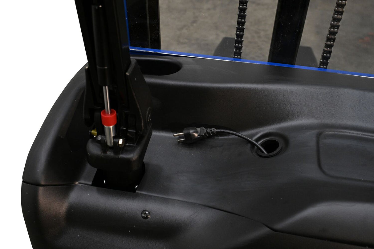 Vestil Electric Stackers (Pramac)