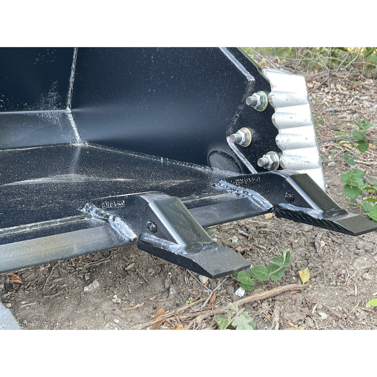 Star Industries 84" Heavy Duty Skid-Steer Bucket LP22A-84